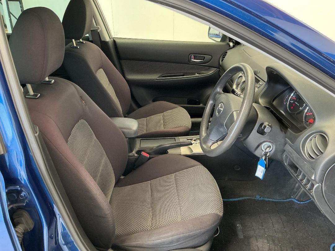 Photo '16' of Mazda Atenza