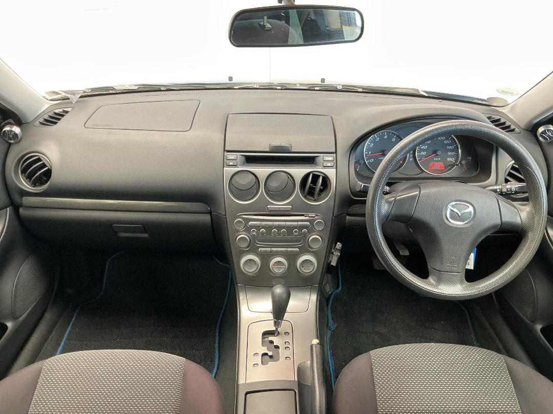 Photo '17' of Mazda Atenza