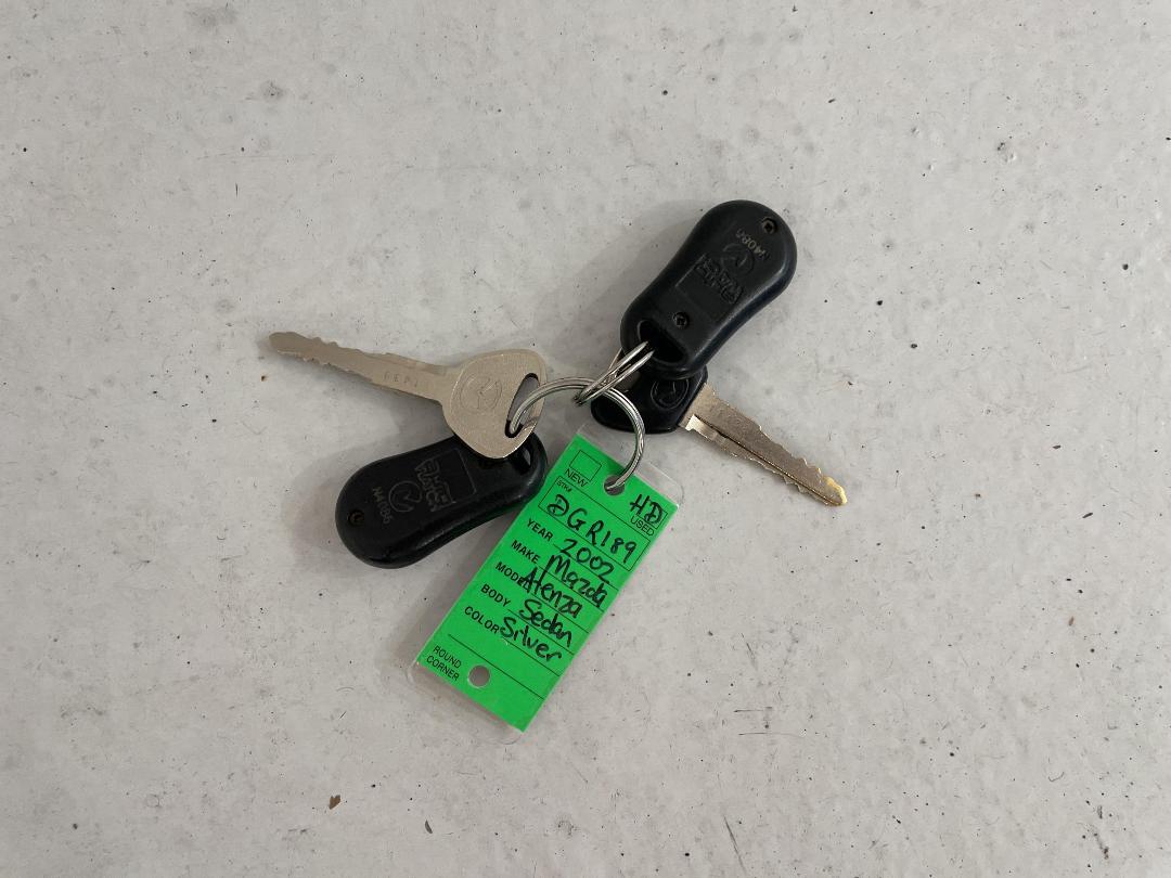 Photo '22' of Mazda Atenza