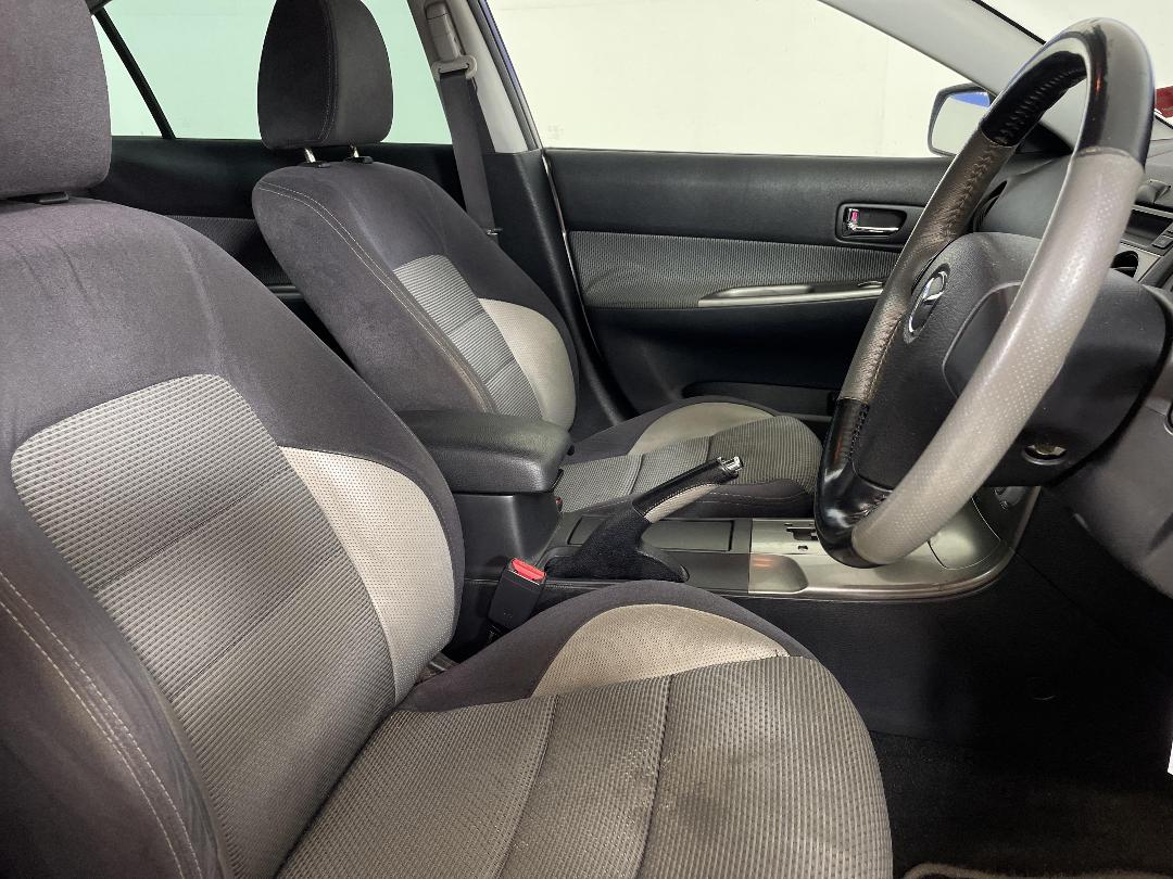 Photo '16' of Mazda Atenza Photo '16' of Mazda Atenza