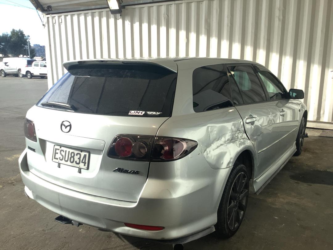 Photo '6' of Mazda Atenza