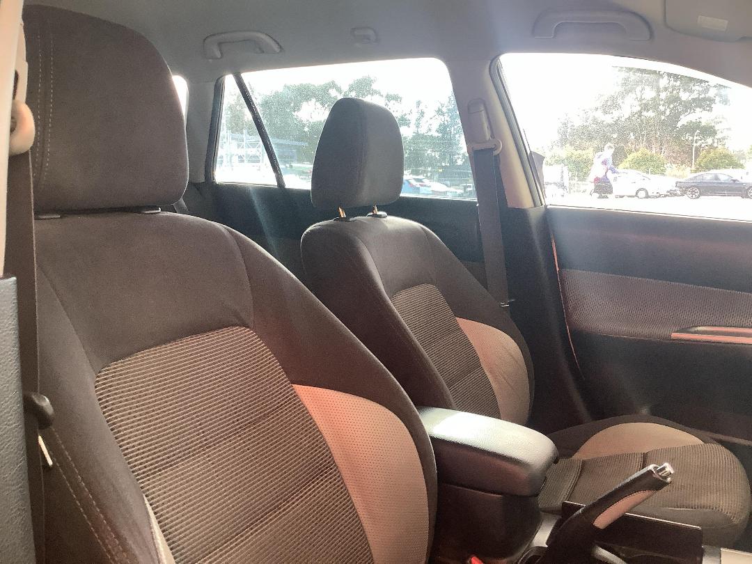 Photo '14' of Mazda Atenza