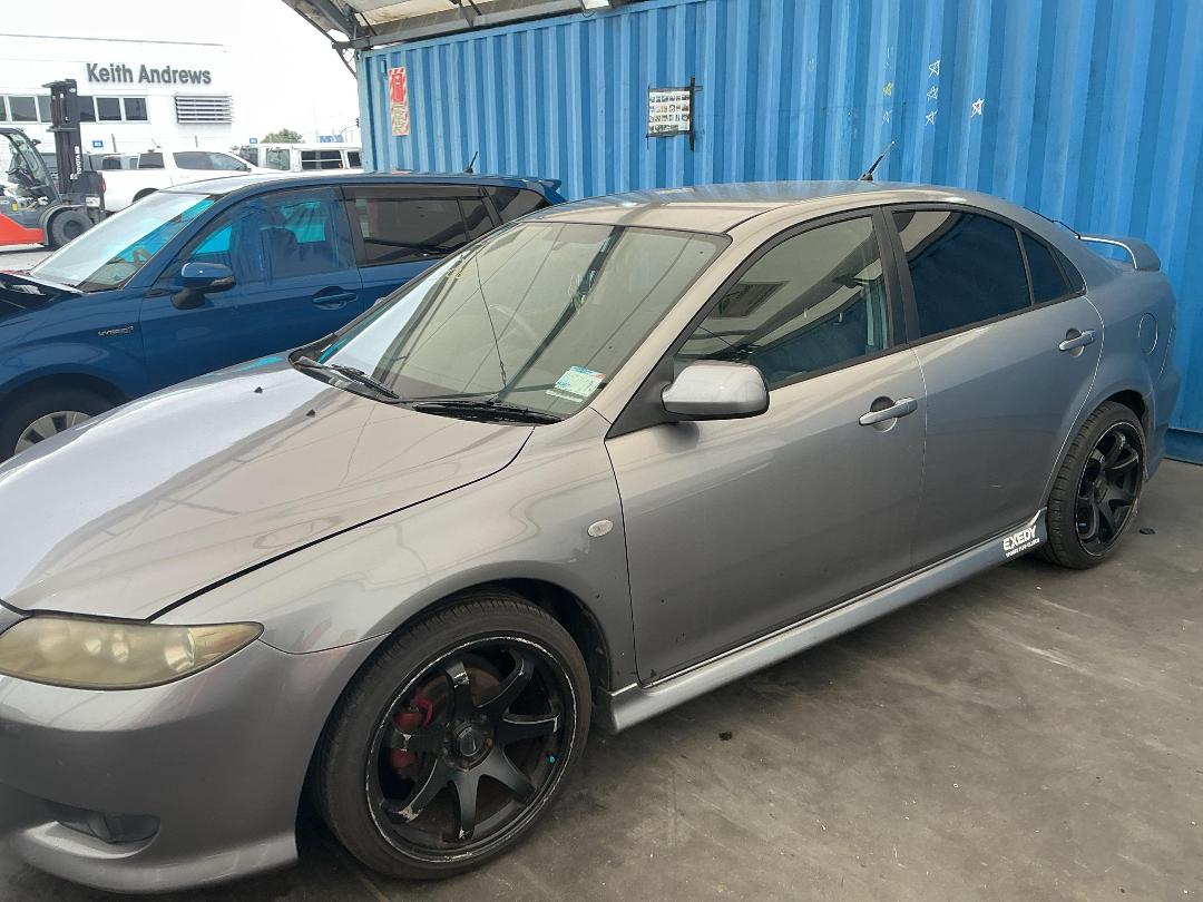 Photo '3' of Mazda Atenza