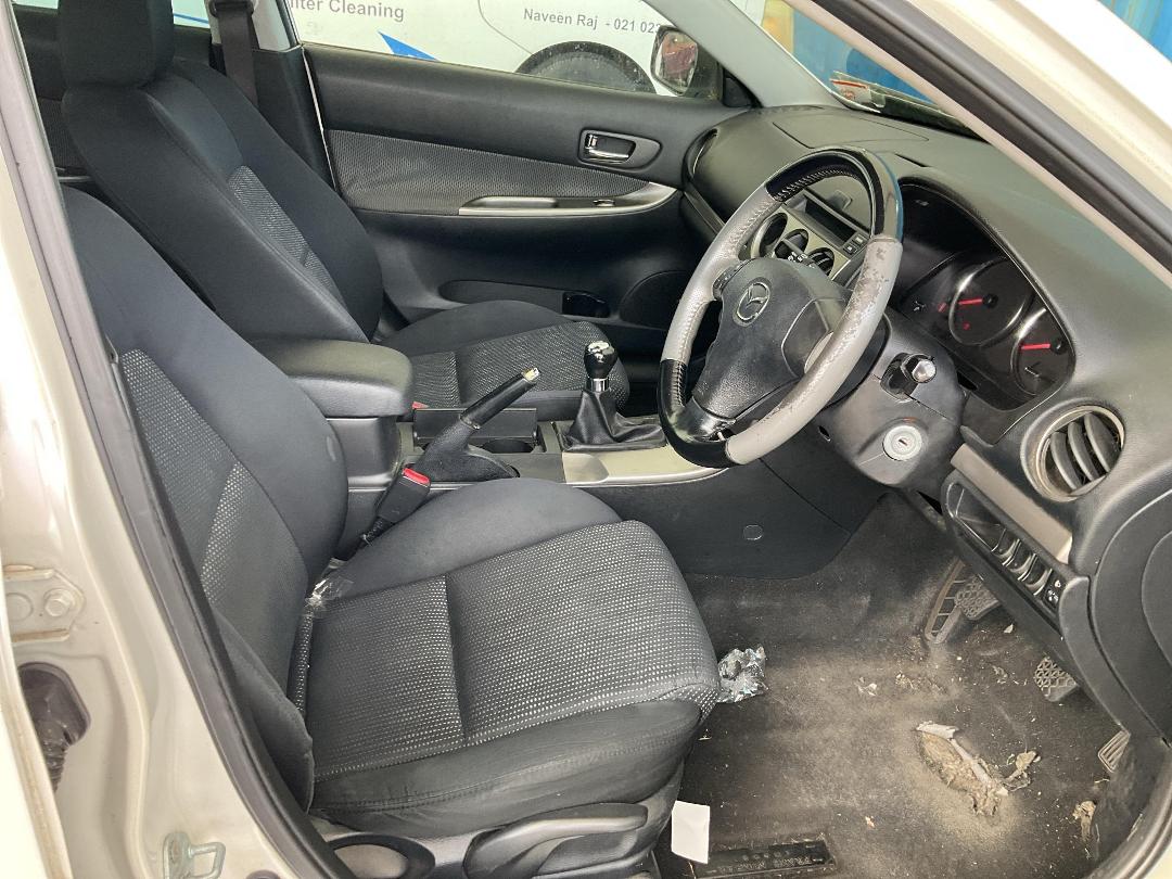 Photo '12' of Mazda Atenza