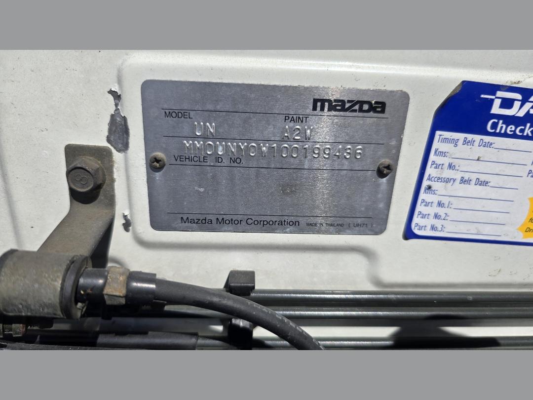 Photo '15' of Mazda Bounty CAB Plus C/C SDX Photo '15' of Mazda Bounty CAB Plus C/C SDX