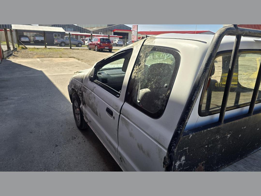 Photo '9' of Mazda Bounty CAB Plus C/C SDX Photo '9' of Mazda Bounty CAB Plus C/C SDX