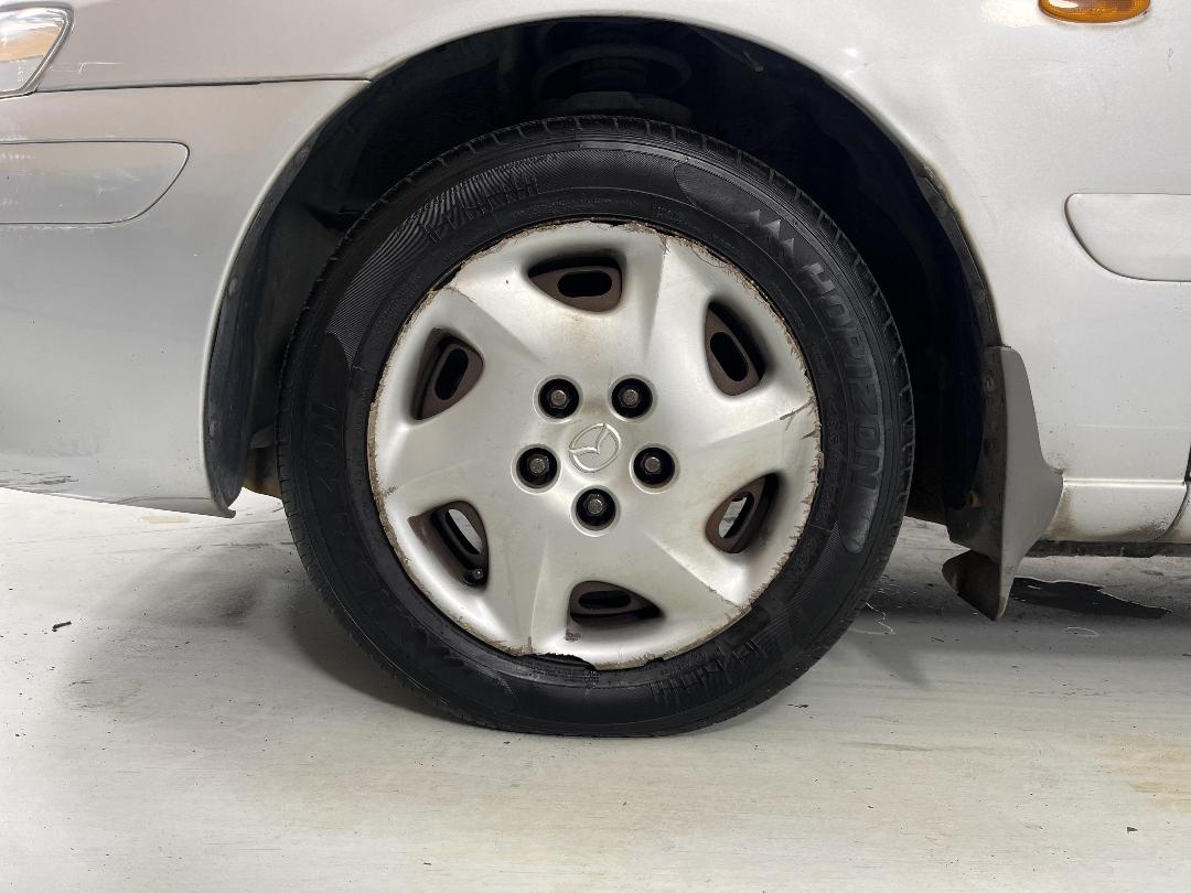 Photo '10' of Mazda Capella