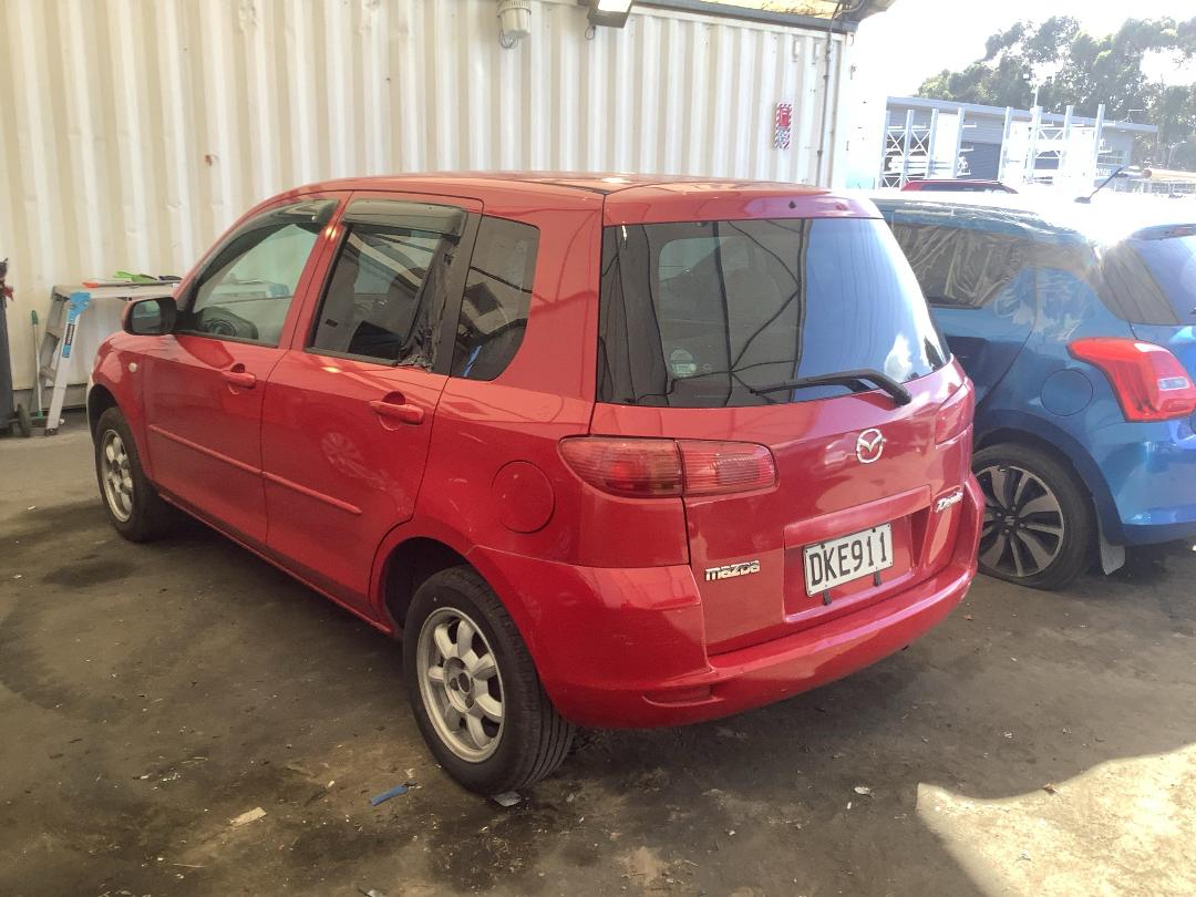 Photo '4' of Mazda Demio Photo '4' of Mazda Demio