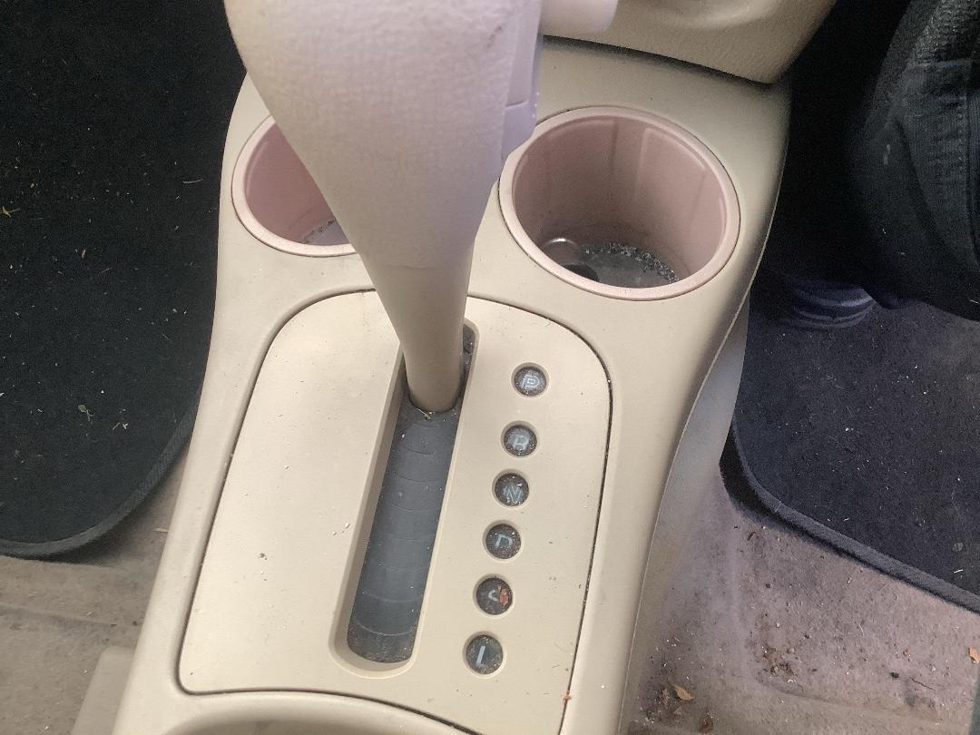 Photo '16' of Mazda Demio Photo '16' of Mazda Demio