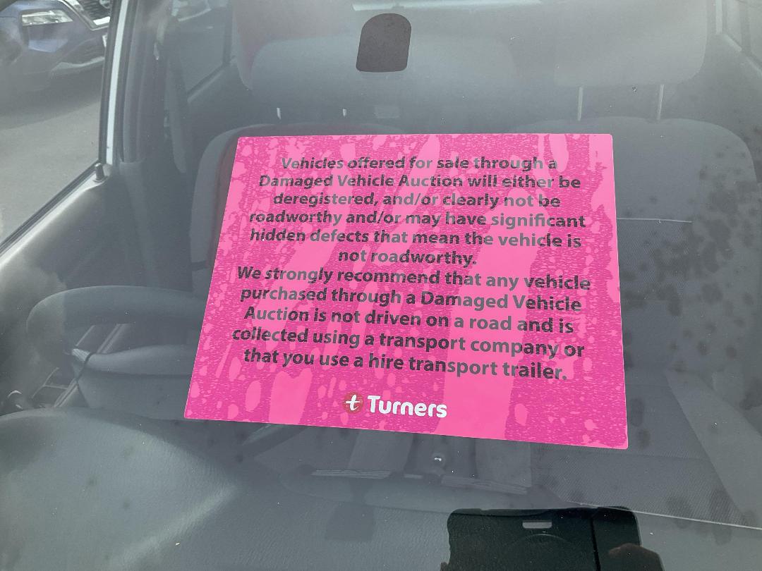 Photo '13' of Mazda Demio Photo '13' of Mazda Demio