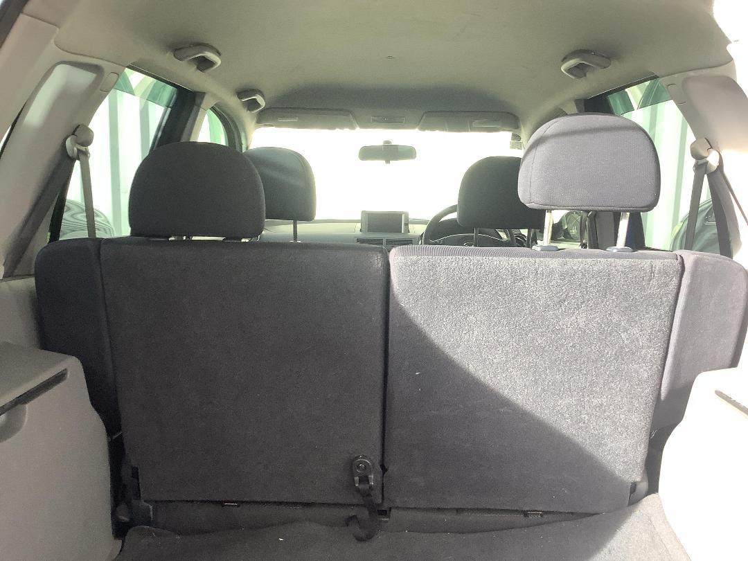 Photo '7' of Mazda Demio