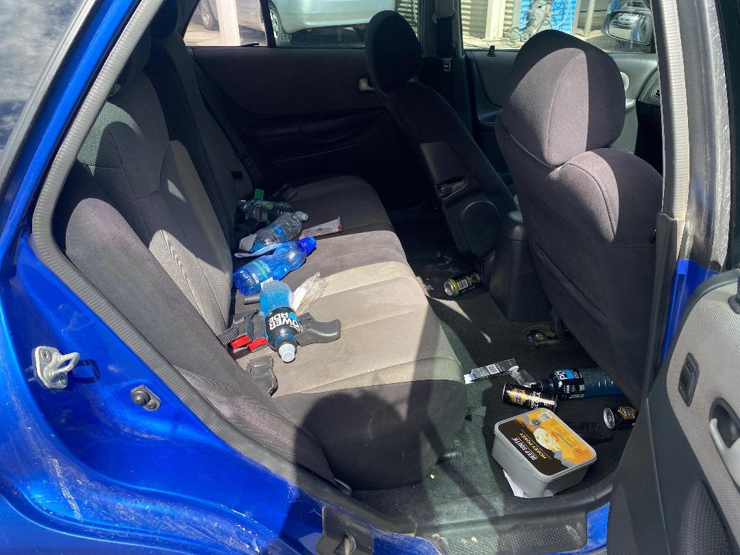 Photo '10' of Mazda Familia Photo '10' of Mazda Familia