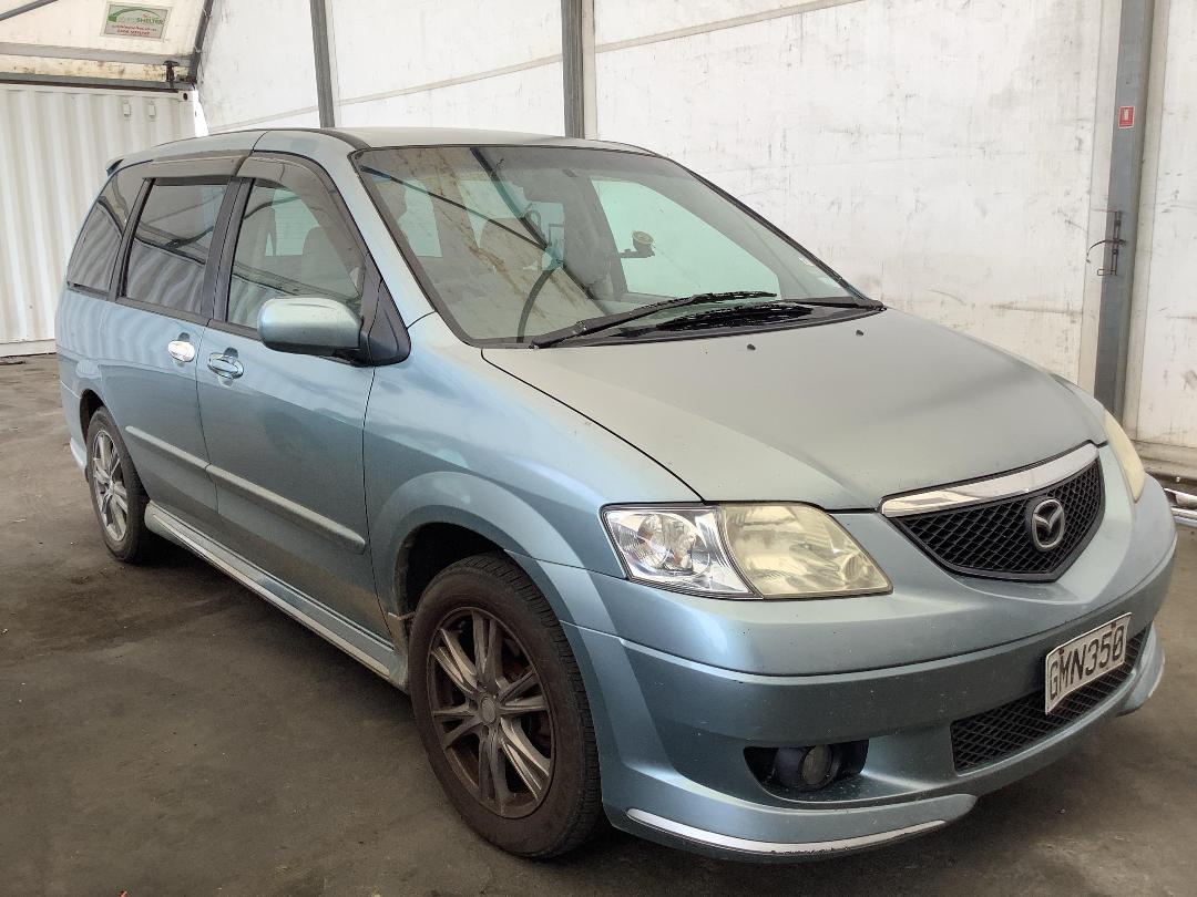 Photo '4' of Mazda MPV
