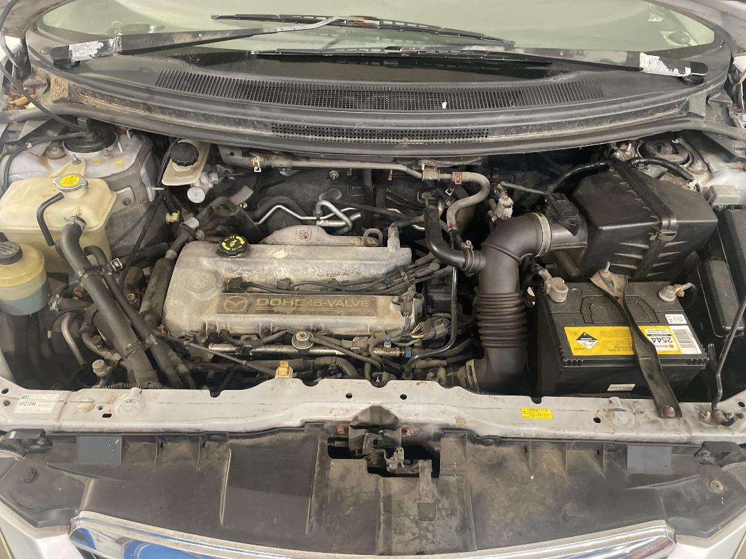 Photo '11' of Mazda MPV