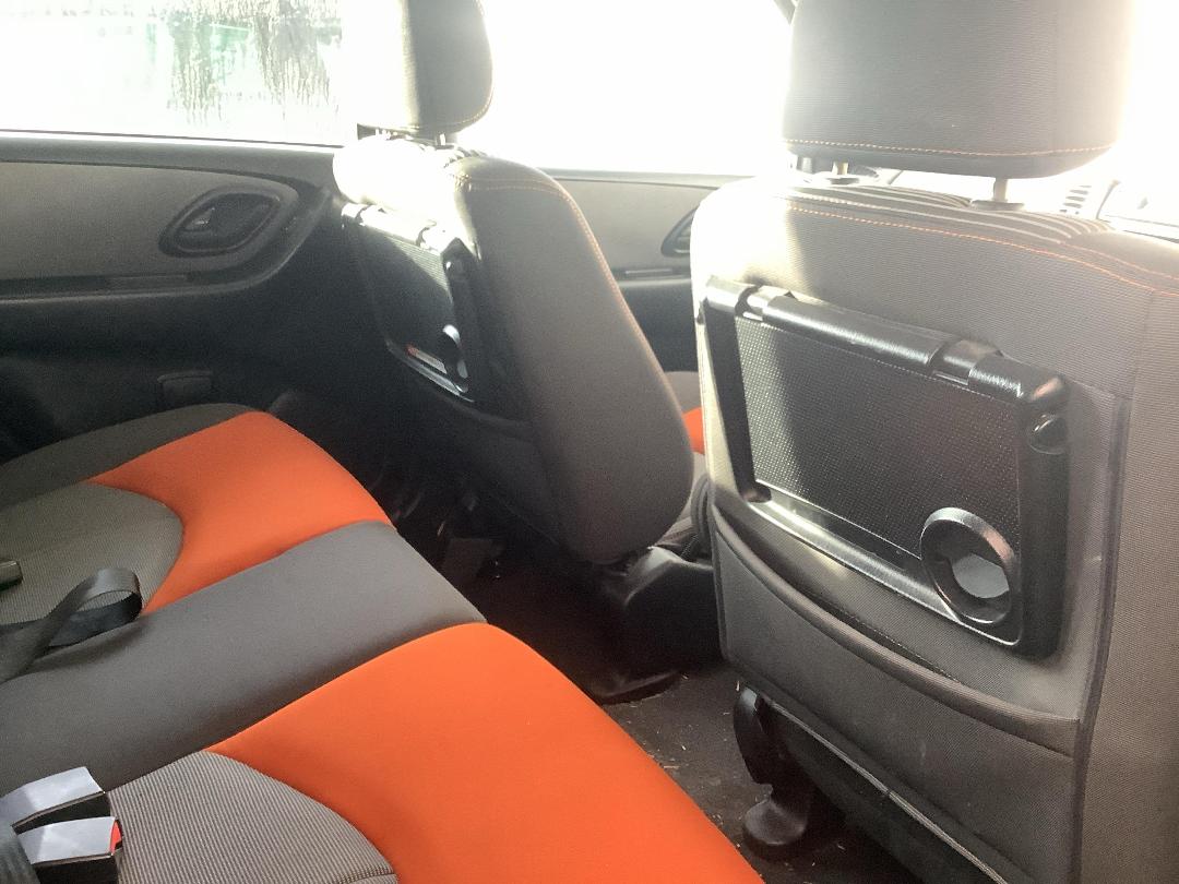 Photo '8' of Mazda Tribute