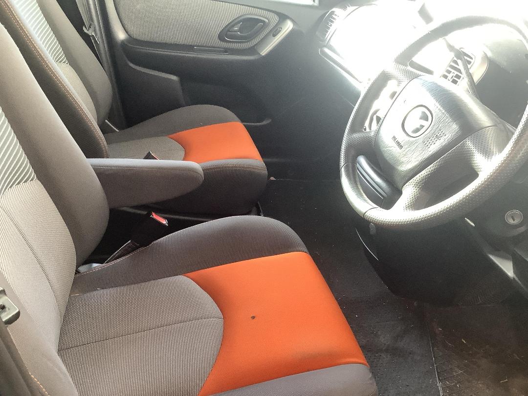 Photo '12' of Mazda Tribute