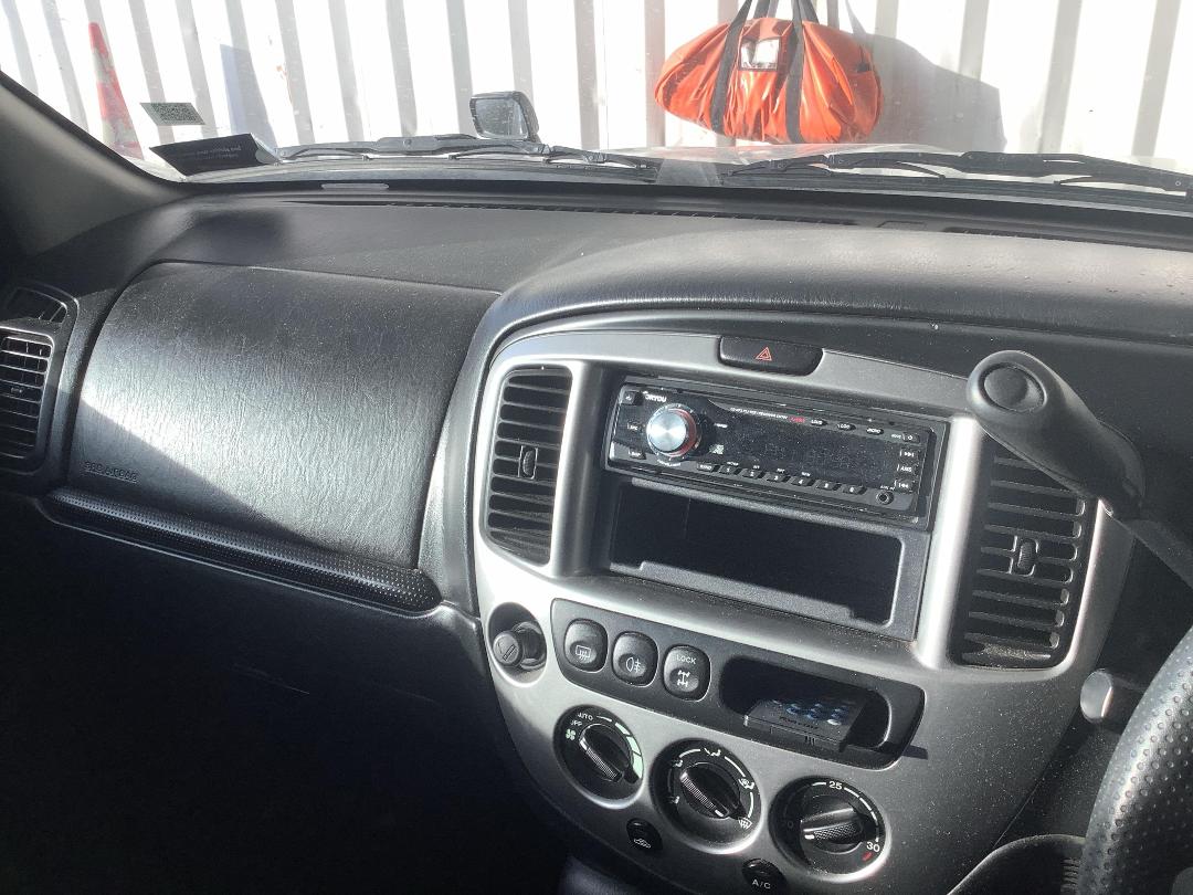 Photo '16' of Mazda Tribute