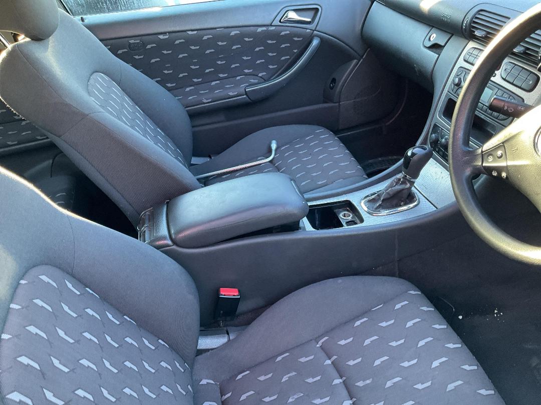 Photo '11' of Mercedes-Benz C-Class Coupe