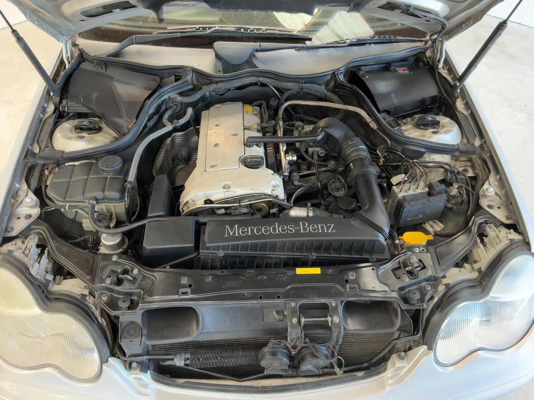 Photo '11' of Mercedes-Benz C180