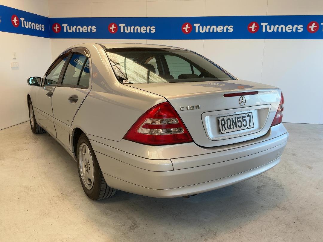 Photo '4' of Mercedes-Benz C180