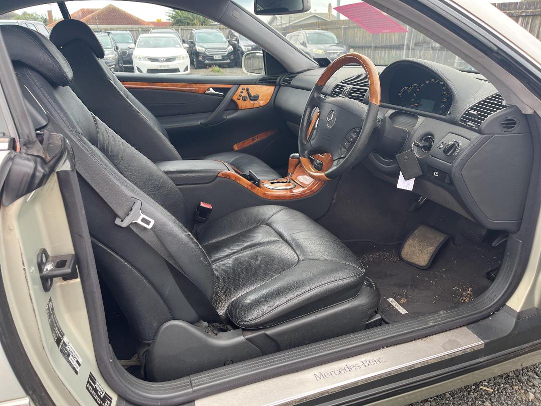 Photo '9' of Mercedes-Benz CL-Class CL 500 Photo '9' of Mercedes-Benz CL-Class CL 500