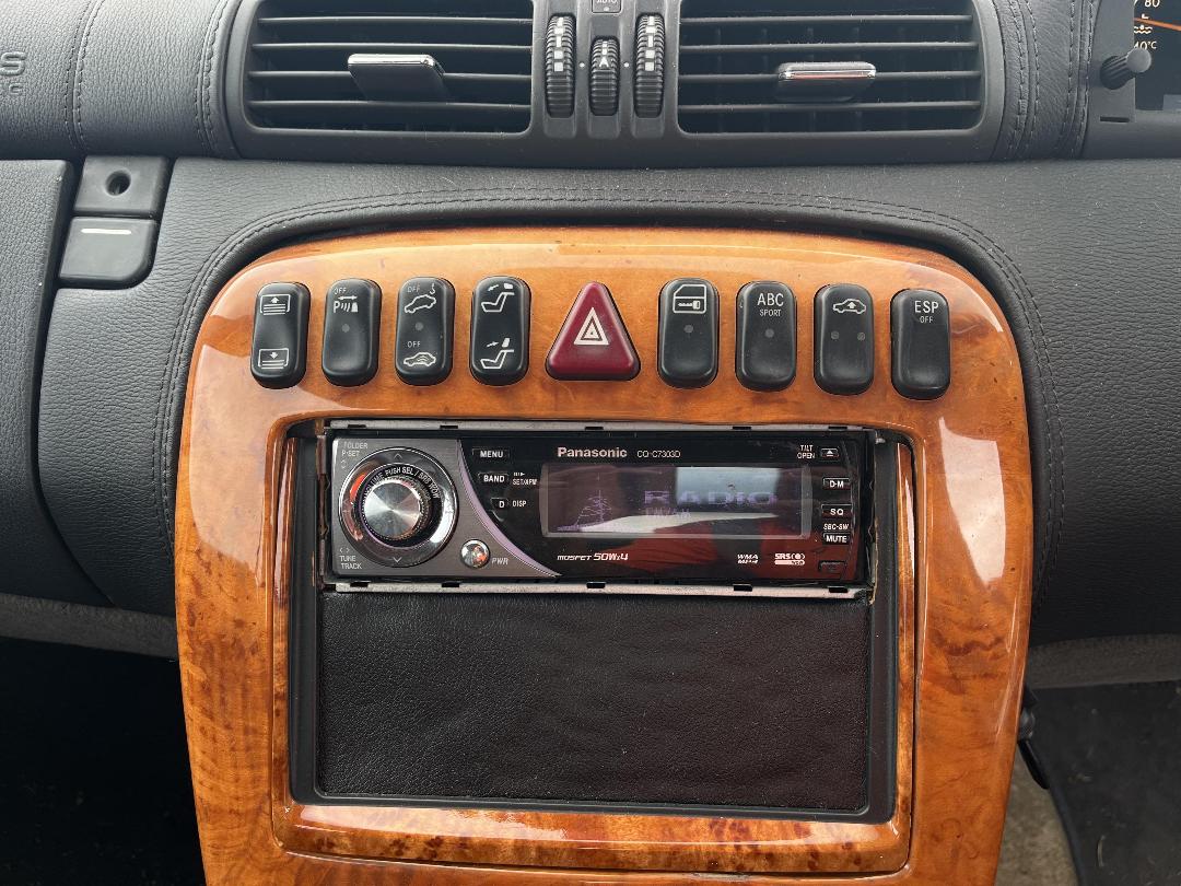 Photo '25' of Mercedes-Benz CL-Class CL 500 Photo '25' of Mercedes-Benz CL-Class CL 500