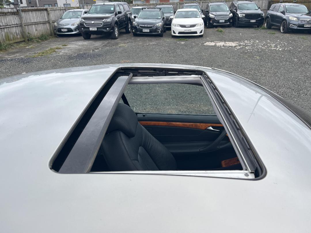 Photo '27' of Mercedes-Benz CL-Class CL 500 Photo '27' of Mercedes-Benz CL-Class CL 500