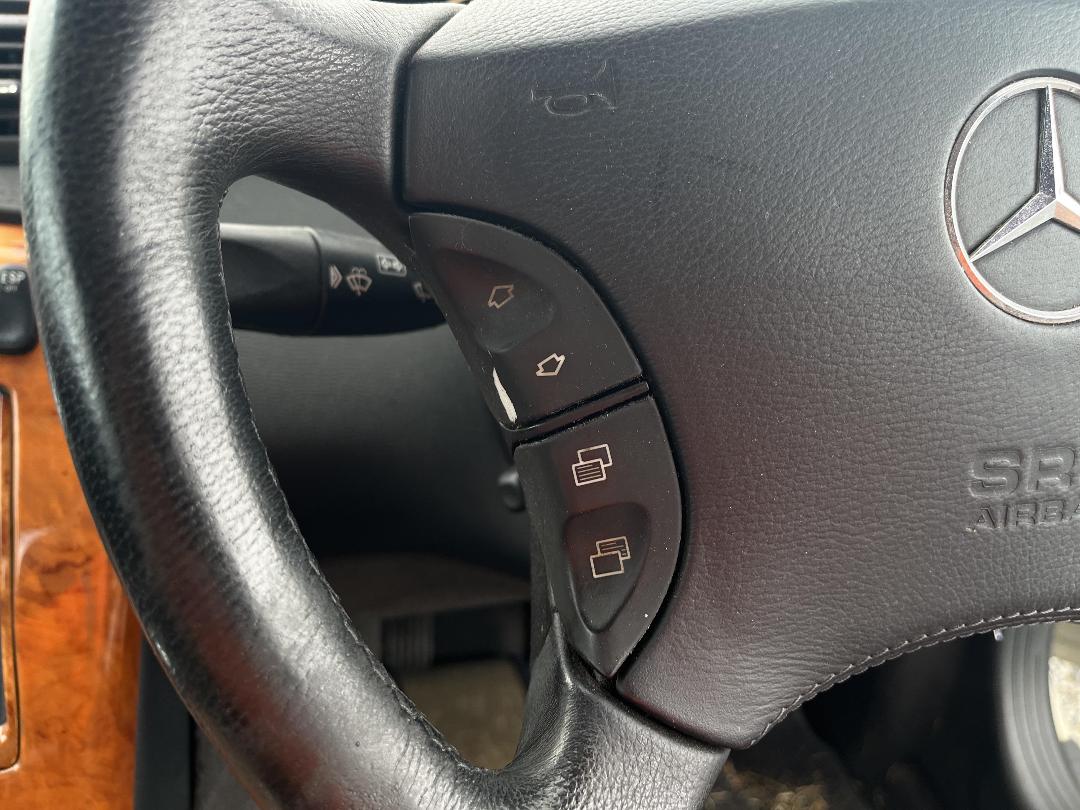 Photo '21' of Mercedes-Benz CL-Class CL 500 Photo '21' of Mercedes-Benz CL-Class CL 500