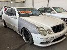Thumbnail '3' of Mercedes-Benz E500