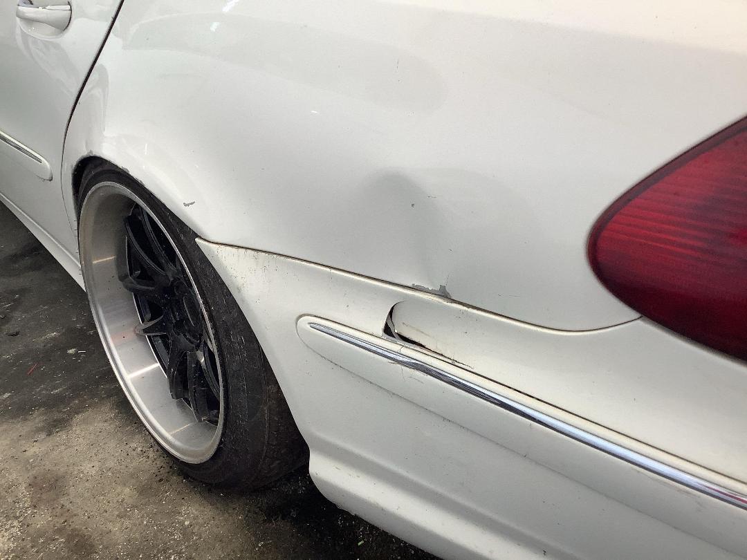 Photo '6' of Mercedes-Benz E500