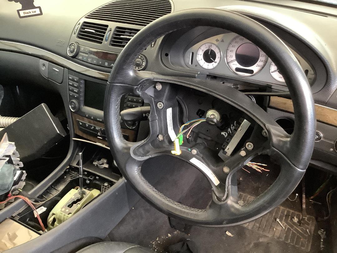 Photo '10' of Mercedes-Benz E500