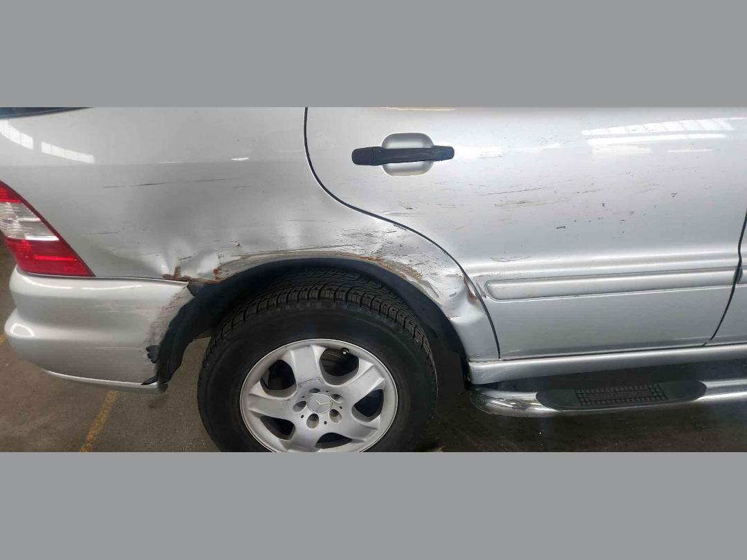 Photo '8' of Mercedes-Benz ML320