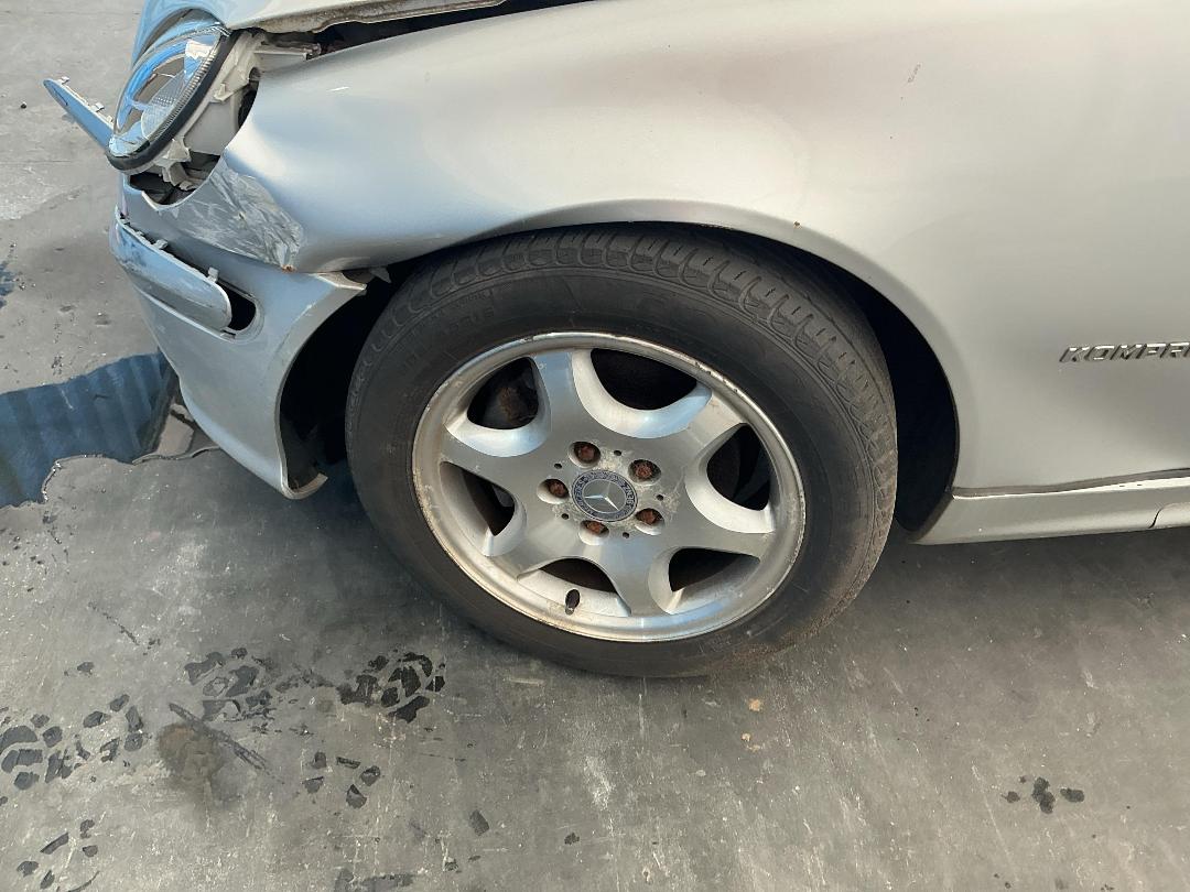 Photo '7' of Mercedes-Benz SLK230 Kompressor Photo '7' of Mercedes-Benz SLK230 Kompressor