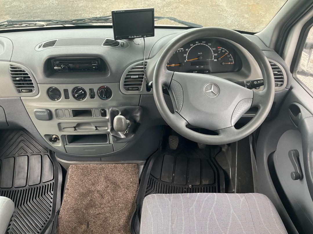 Photo '11' of Mercedes-Benz Sprinter 308CDI 3550 Chassis Motorhome