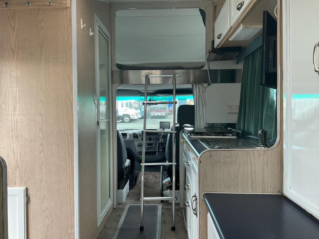 Photo '22' of Mercedes-Benz Sprinter 308CDI 3550 Chassis Motorhome