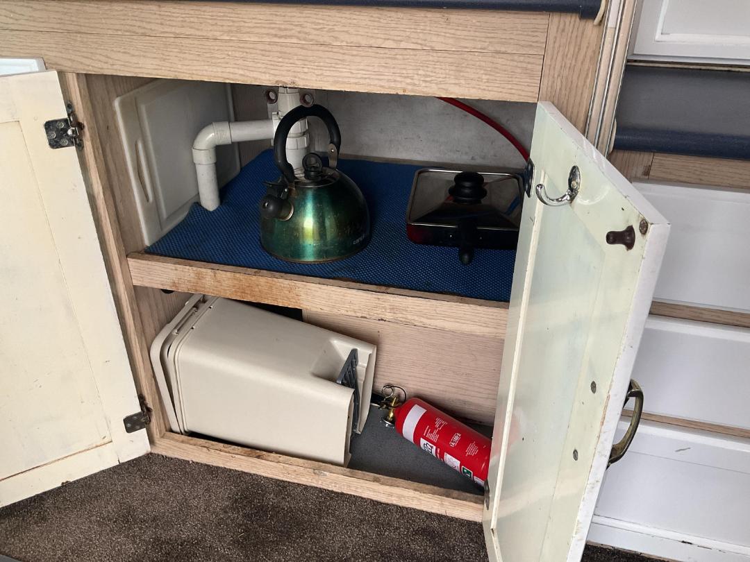 Photo '30' of Mercedes-Benz Sprinter 308CDI 3550 Chassis Motorhome