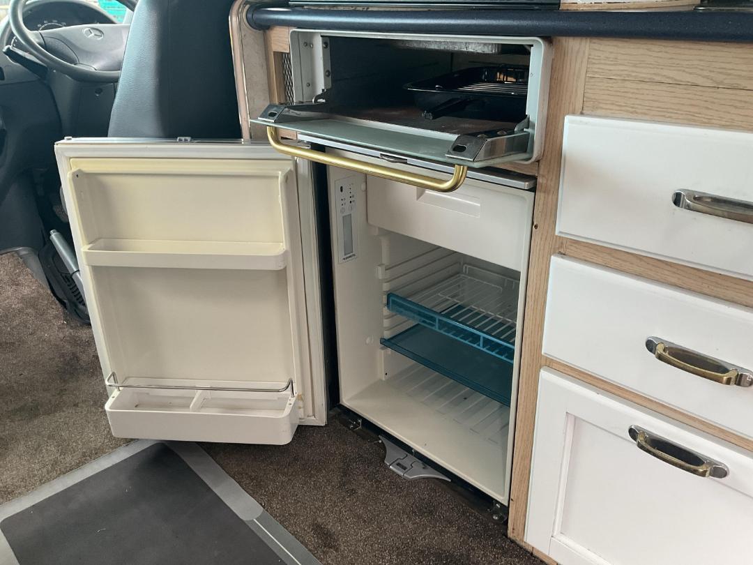 Photo '32' of Mercedes-Benz Sprinter 308CDI 3550 Chassis Motorhome