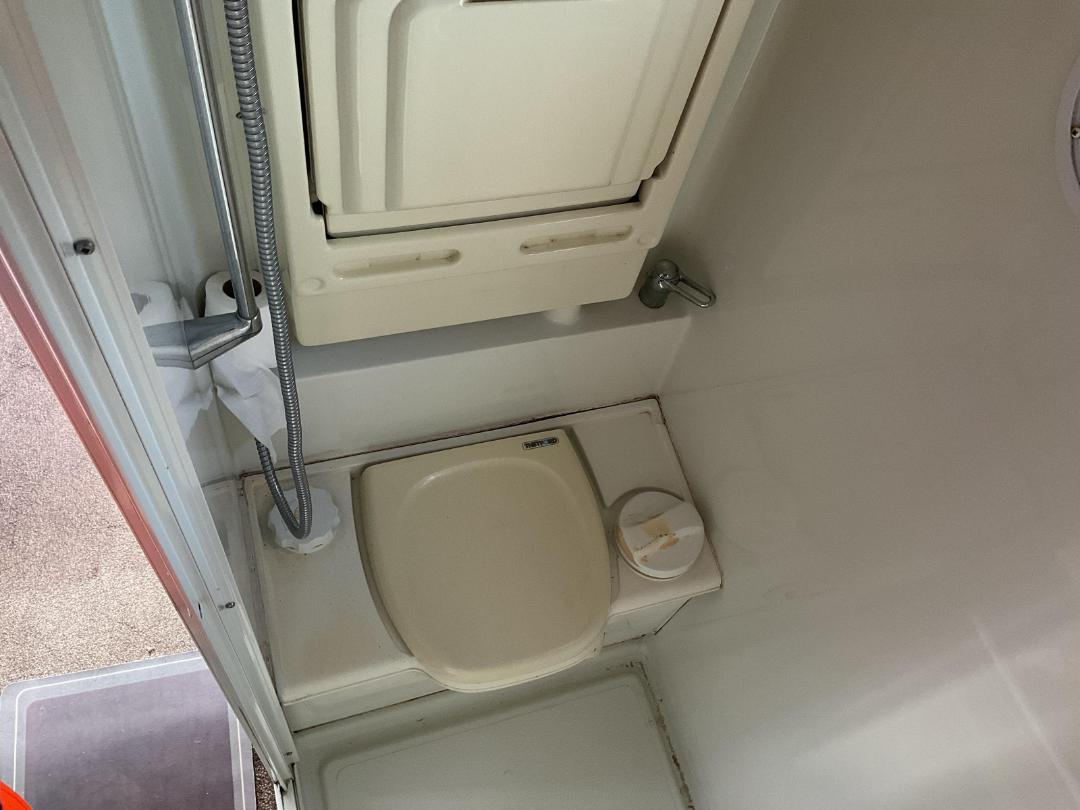 Photo '37' of Mercedes-Benz Sprinter 308CDI 3550 Chassis Motorhome