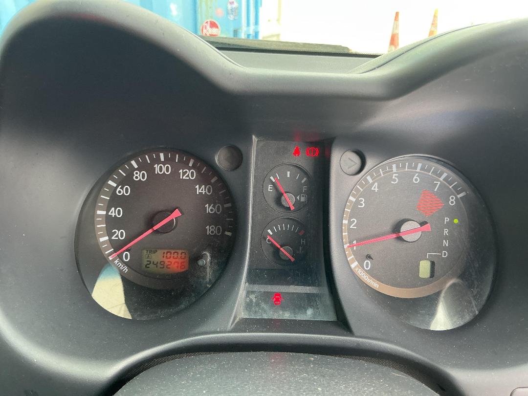 Photo '9' of Mitsubishi Airtrek Photo '9' of Mitsubishi Airtrek