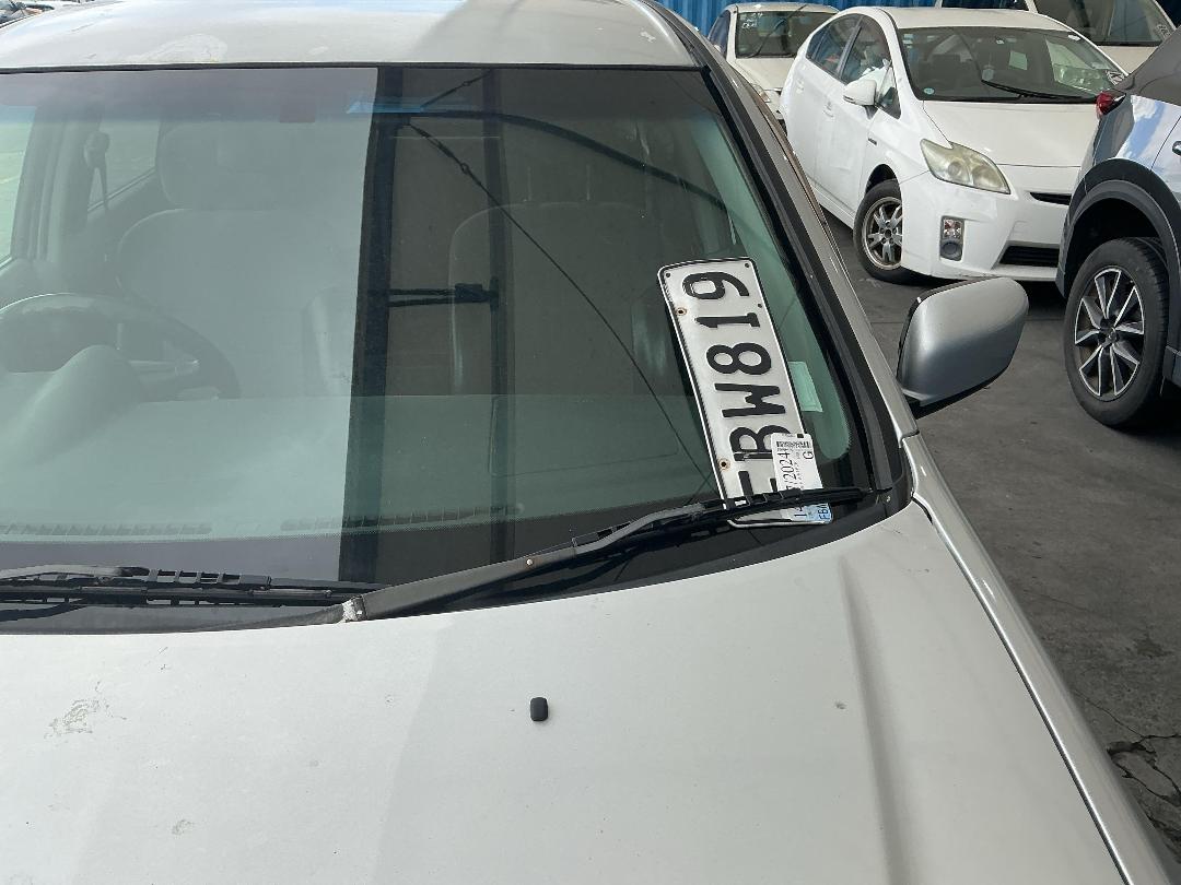 Photo '13' of Mitsubishi Airtrek Photo '13' of Mitsubishi Airtrek