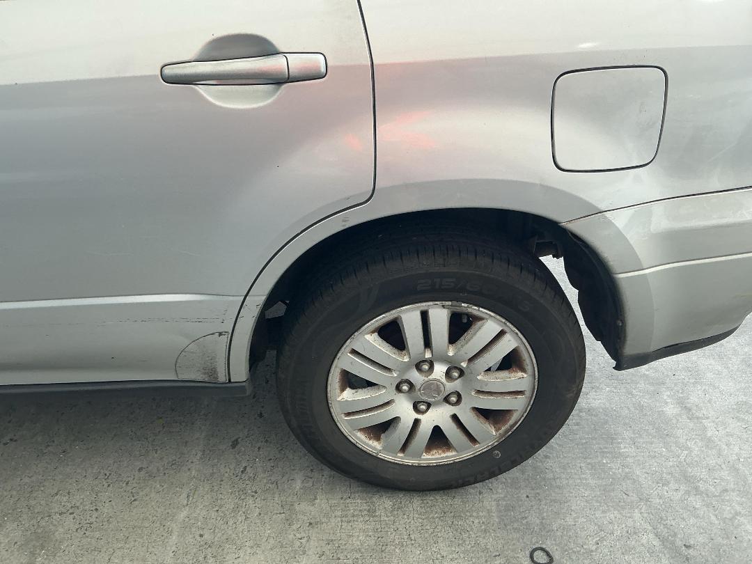 Photo '15' of Mitsubishi Airtrek Photo '15' of Mitsubishi Airtrek