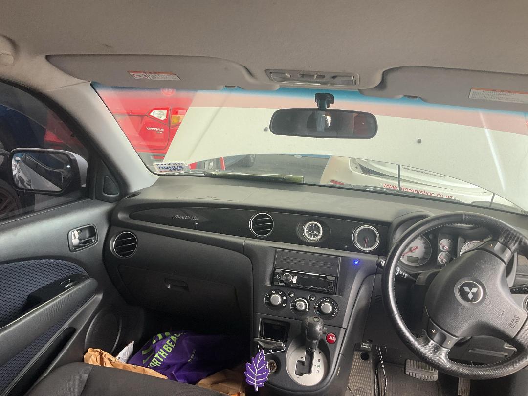 Photo '22' of Mitsubishi Airtrek