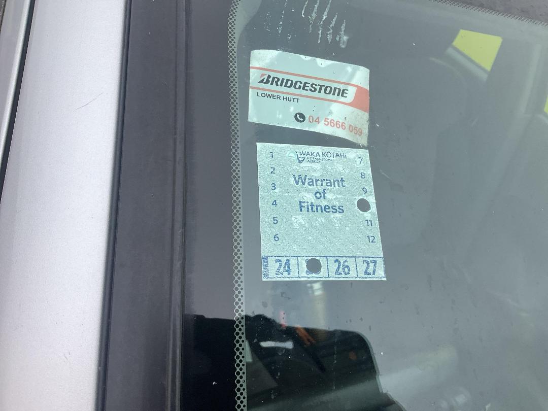 Photo '10' of Mitsubishi Airtrek