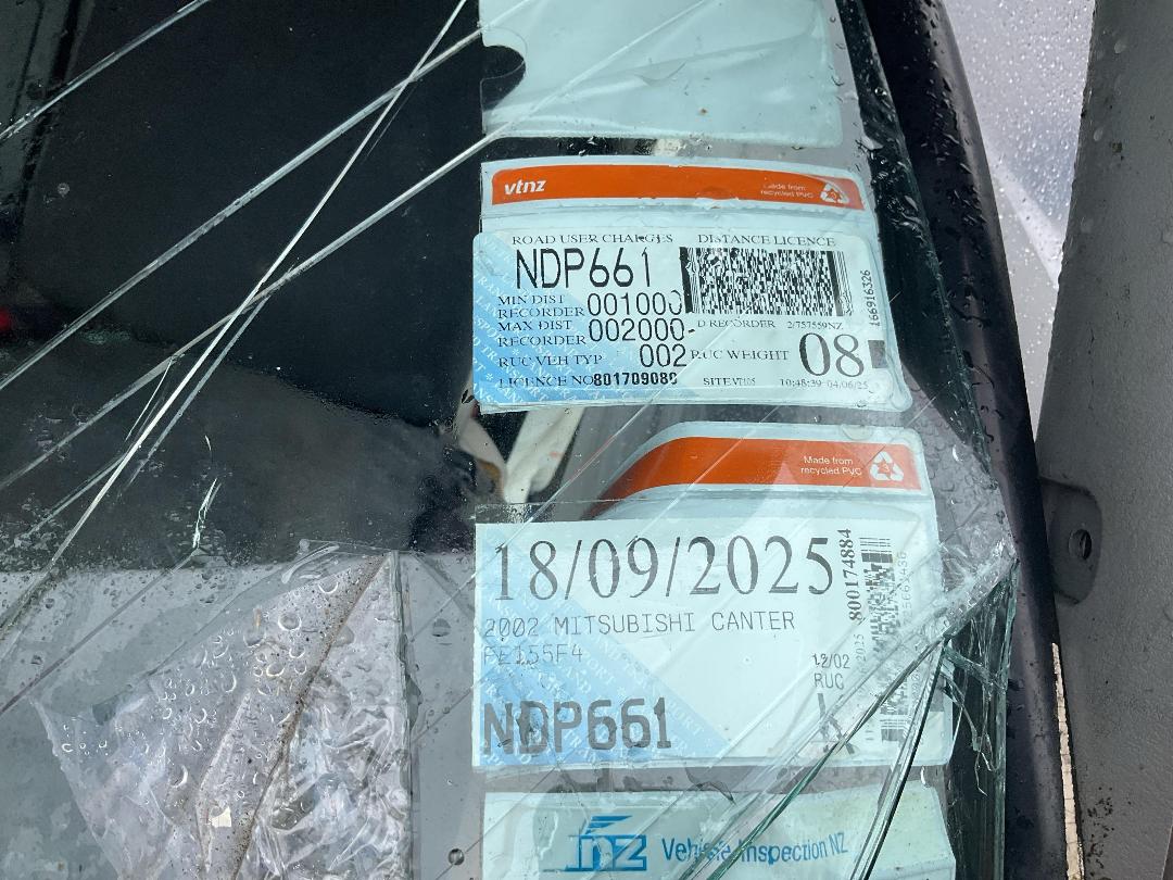 Photo '18' of Mitsubishi Canter FE155F4 Box Body