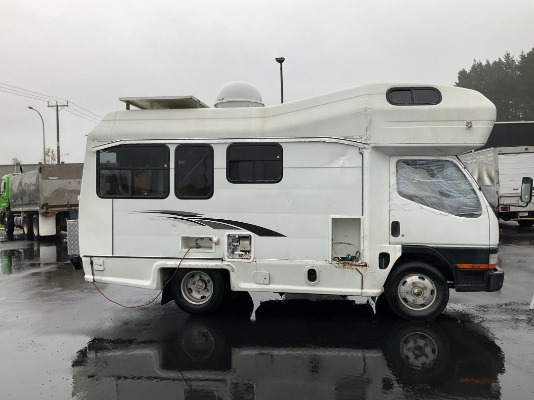 Photo '2' of Mitsubishi Canter FE112C6 Motorhome Photo '2' of Mitsubishi Canter FE112C6 Motorhome