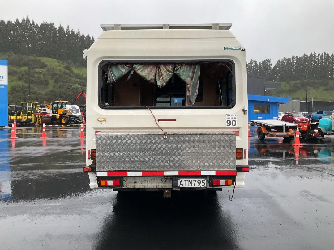 Photo '4' of Mitsubishi Canter FE112C6 Motorhome Photo '4' of Mitsubishi Canter FE112C6 Motorhome