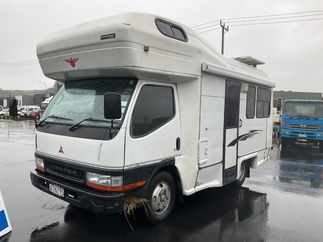 Photo '7' of Mitsubishi Canter FE112C6 Motorhome Photo '7' of Mitsubishi Canter FE112C6 Motorhome
