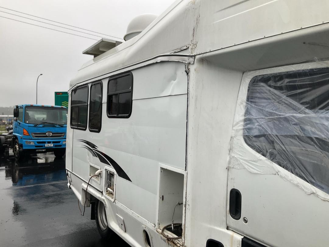 Photo '22' of Mitsubishi Canter FE112C6 Motorhome Photo '22' of Mitsubishi Canter FE112C6 Motorhome
