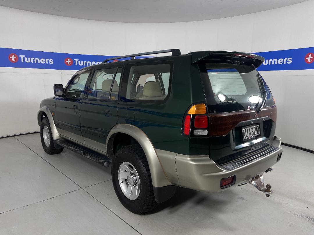 Photo '5' of Mitsubishi Challenger Photo '5' of Mitsubishi Challenger