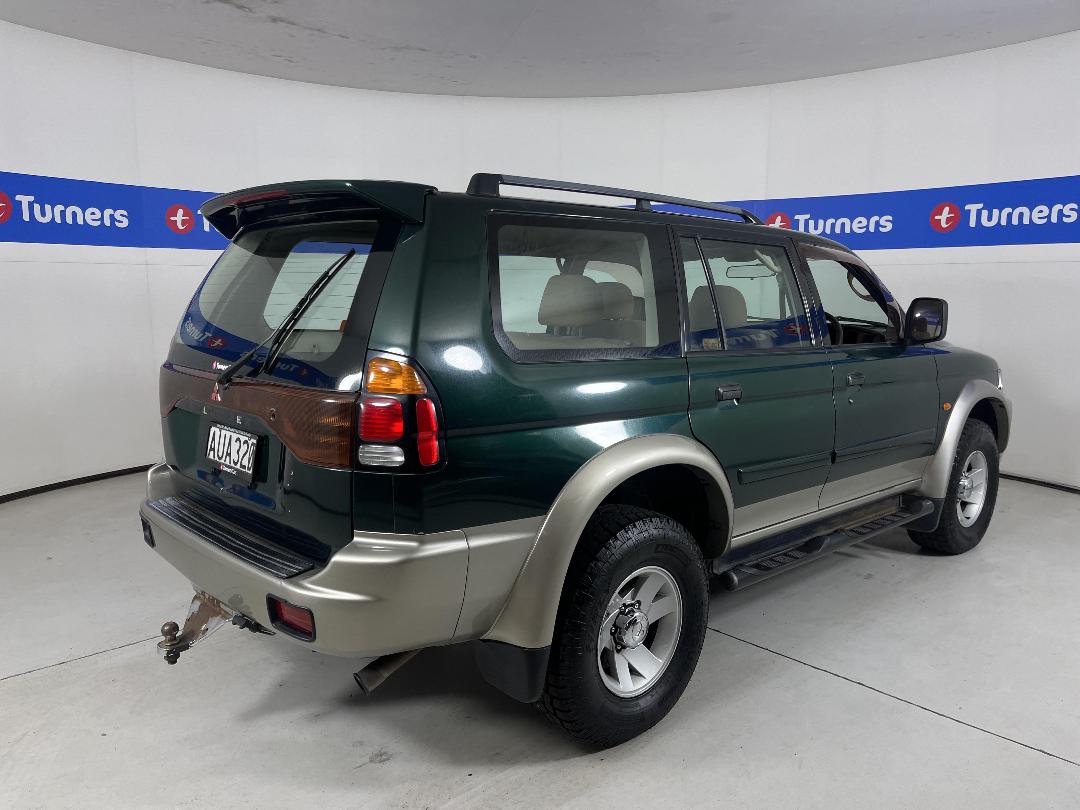 Photo '7' of Mitsubishi Challenger Photo '7' of Mitsubishi Challenger